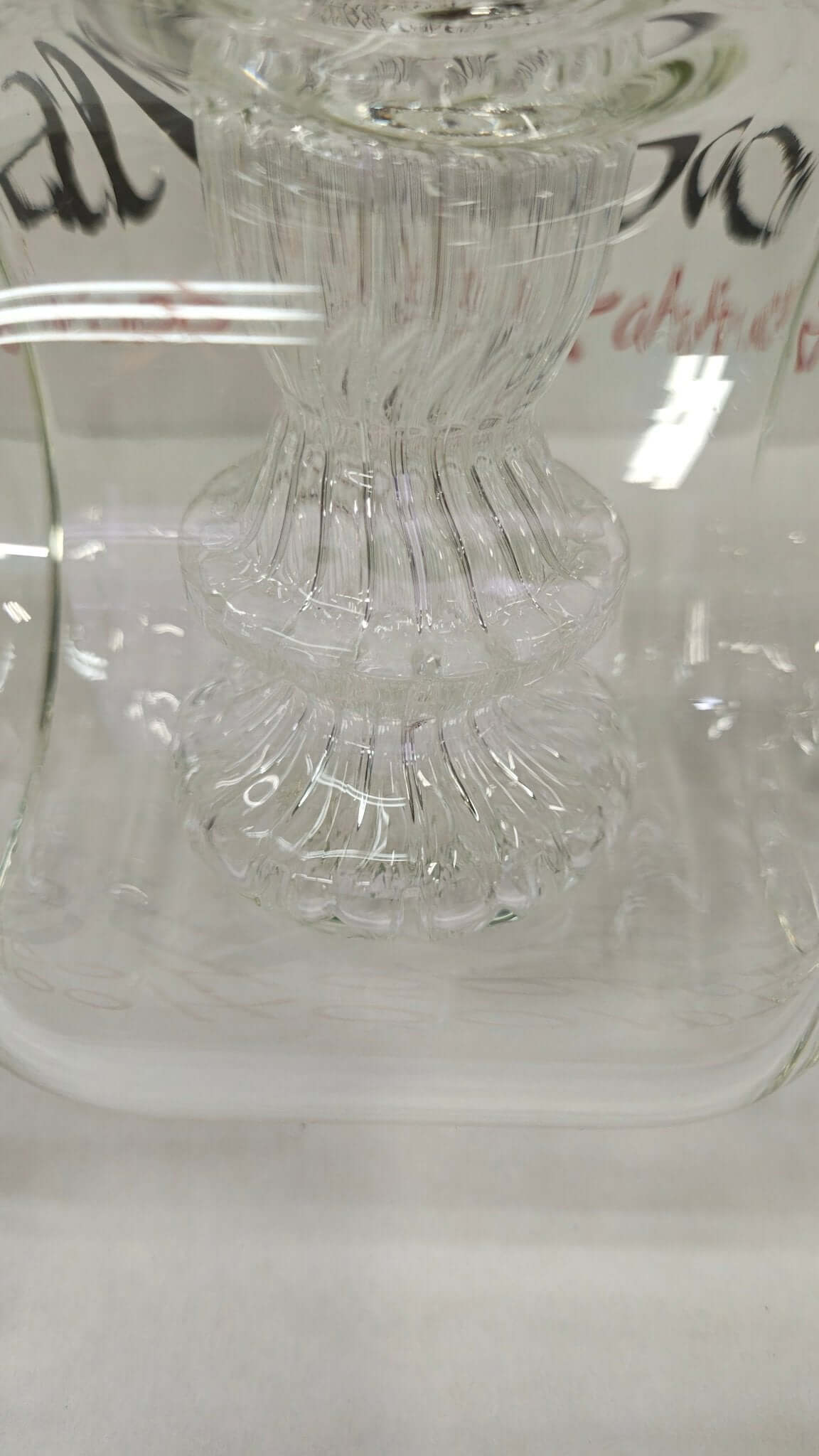 Lavoo MP5X Artist Signature Glass Hookah – A Signature of Craftsmanship and Elegance - Lavoo