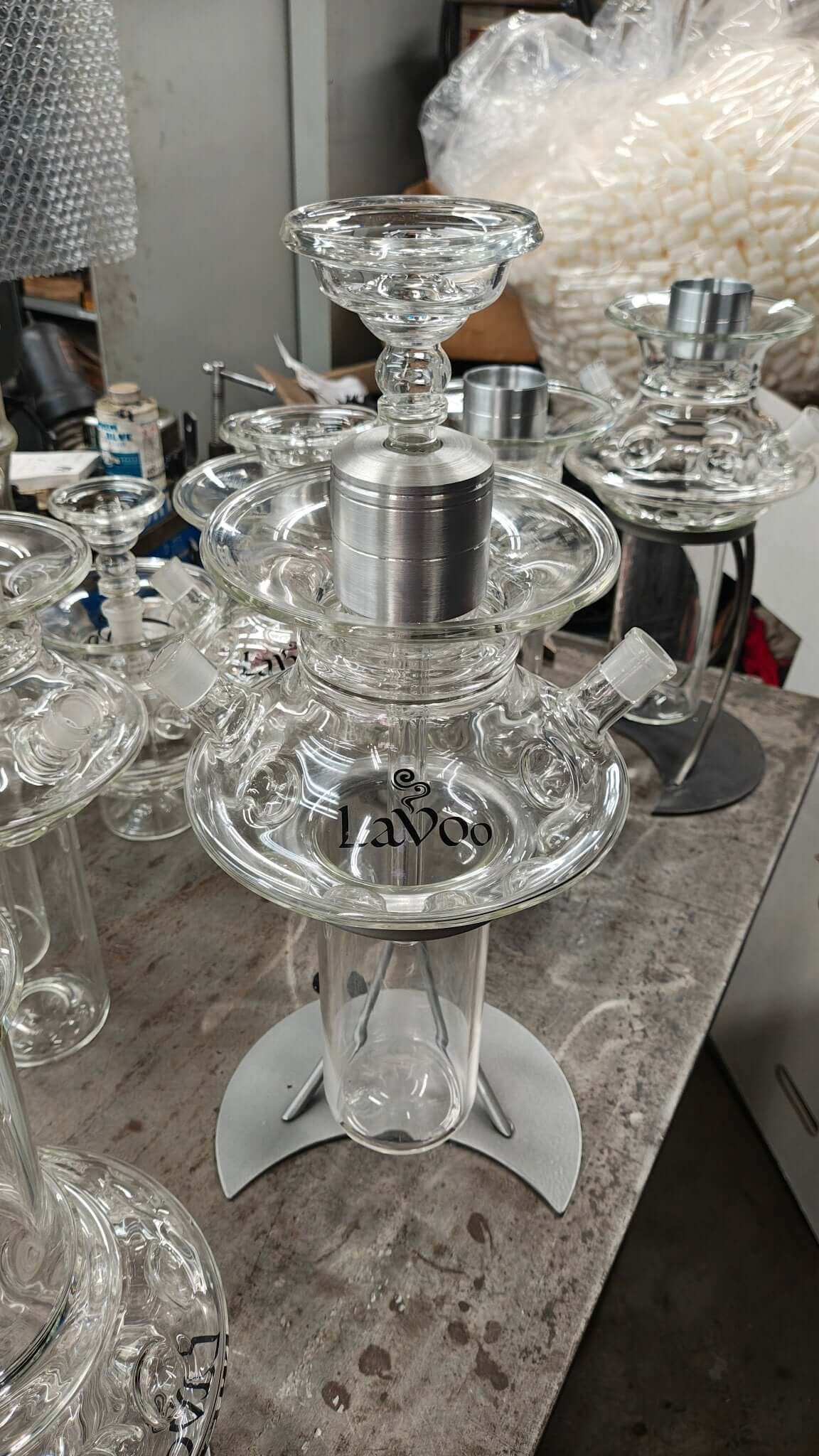 Lavoo UFO Moon Landing Hybrid Glass Hookah – A Futuristic Smoking Experience - Lavoo