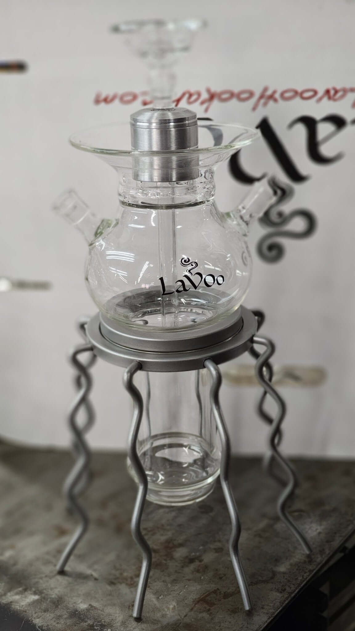 Spider Lavoo Hybrid Glass Hookah – A Web of Innovation - Lavoo